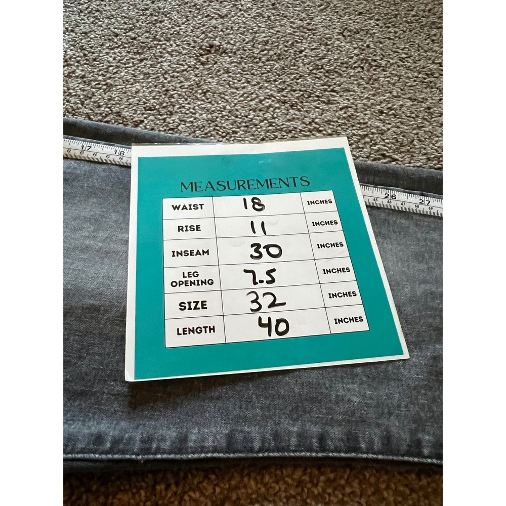 Levi's‎ 314 Shaping Straight Gray Wash Denim Jeans Casual Everyday Size 32 - Picture 4 of 10